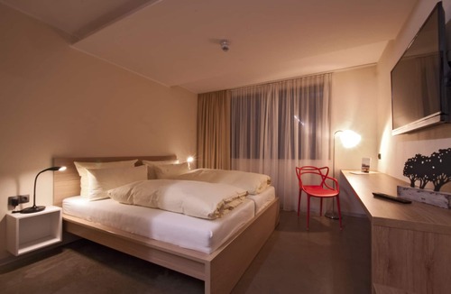 Niederzwehren Hotel | Hotel Crede garni