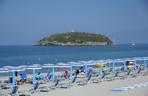 Cucco-Riviere Hotel | Hotel Cristina