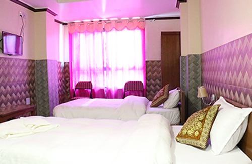 Tansen Hotel | Hotel Crown