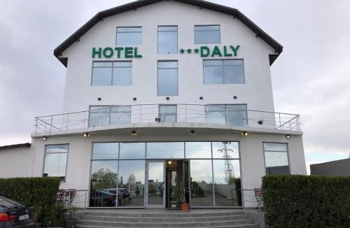 Brazi Hotel | Hotel Daly