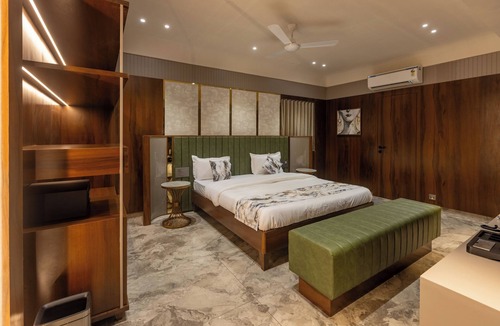 Amreli Hotel | HOTEL DARSHAN