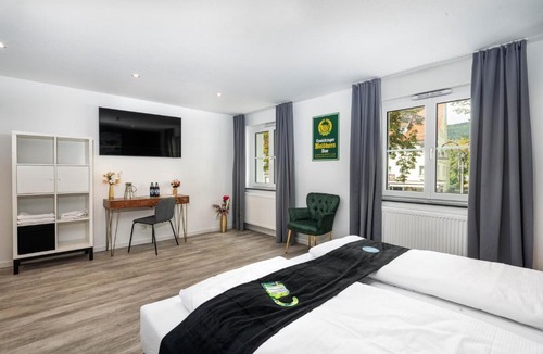 Spaichingen Bed & Breakfast | Hotel Das Q Spaichingen