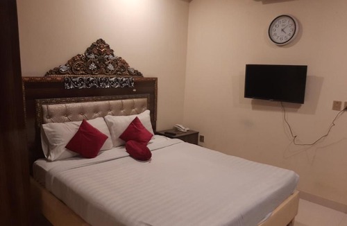 Lahore Hotel | Hotel Day In 2