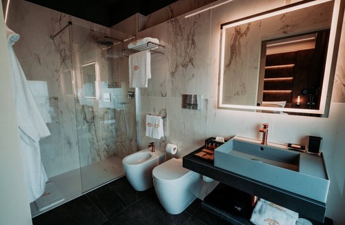 Moglia Hotel | HOTEL DE AMICIS