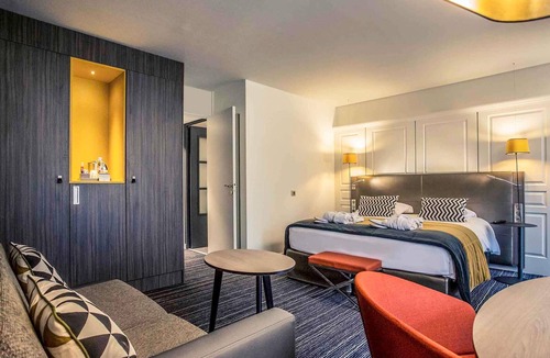 Bourges Hotel | Hotel de Bourbon - Mercure Bourges