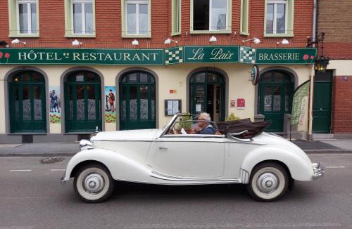 Albert Hotel | Hotel De La Paix