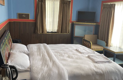 Mustang Hotel | Hotel De Purang