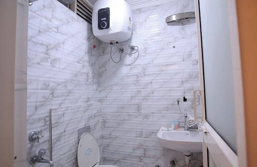 Dariyaganj Hotel | Hotel De Romana Near Jama Masjid Gate No.1