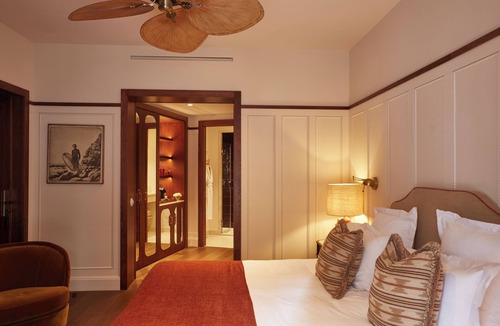 Biarritz City Centre Hotel | Hotel de Silhouette