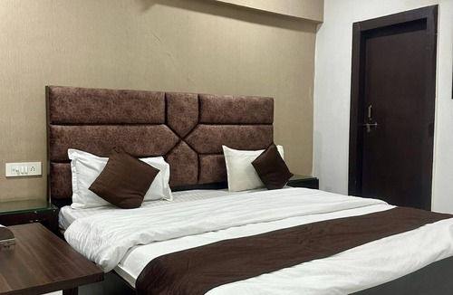 Korba Hotel | Hotel Deendayal