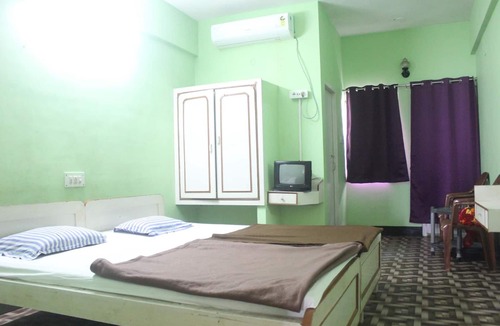 Bakkhali Hotel | Hotel Deepak