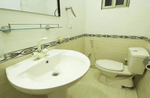 Dhirkot Hotel | Hotel Deewan-e-Aziz International