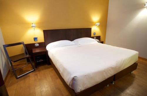 Scarperia Hotel | Hotel Dei Vicari