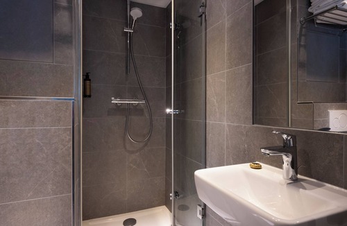 Val-de-Grace Hotel | Hotel Des Mines