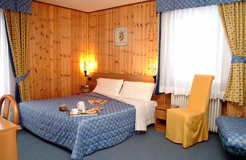 Antey-Saint-Andre Hotel | Hotel des Roses