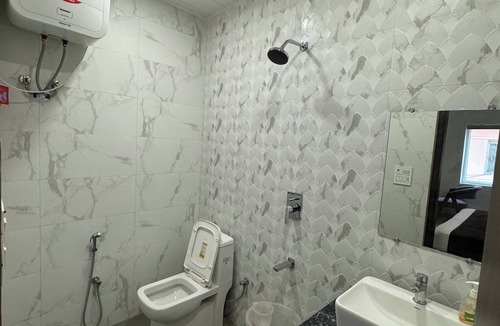Haridwar Hotel | Hotel Dev Rishi By T And M Hotels