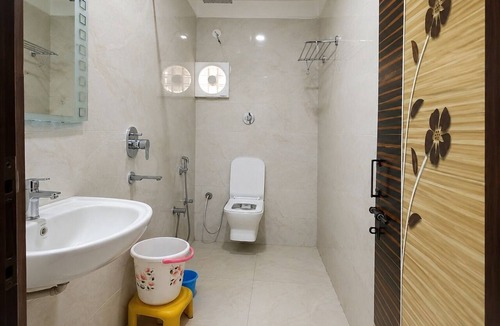 Deoghar Hotel | Hotel Devansh Inn