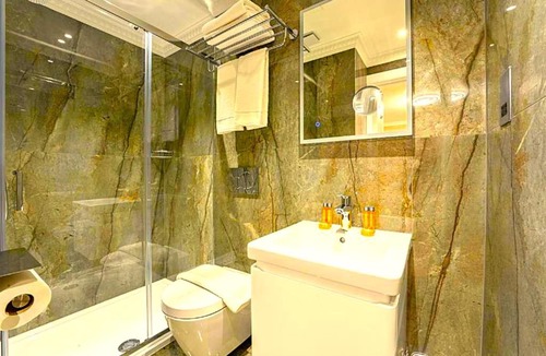Dhanbad House | Hotel Devanshi Villa