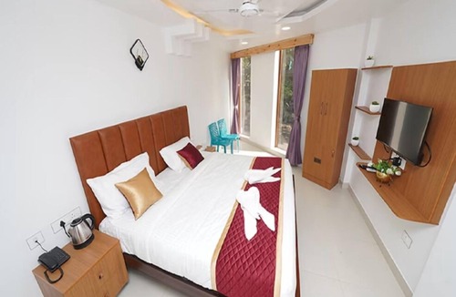 Kalapettai Hotel | Hotel Devi Paradise