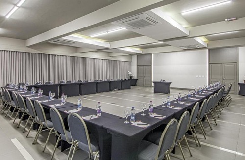 Regiao do lago Hotel | Hotel Deville Express Cascavel