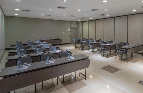 Da Goiabeira Hotel | Hotel Deville Prime Cuiabá