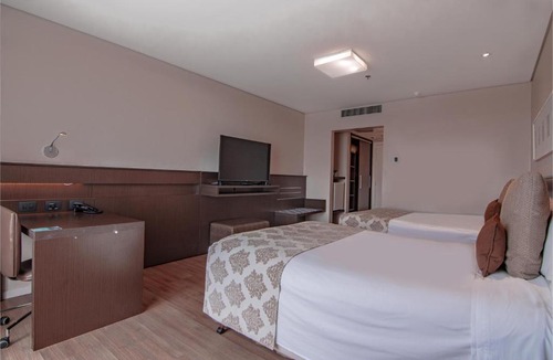 Porto Alegre Hotel | Hotel Deville Prime Porto Alegre