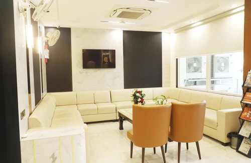 Gorakhpur Hotel | Hotel Devki Inn