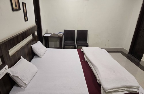 Ambikapur Hotel | Hotel Devraj