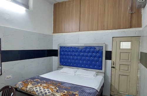 Hapur Hotel | Hotel Dharma Hapur