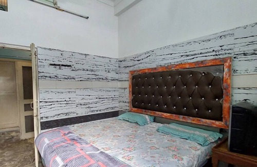 Hapur Hotel | Hotel Dharma Hapur