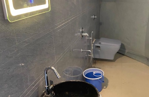 Kanoi Hotel | Hotel Ding Dong