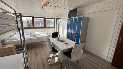 Ditzingen House | Hotel Ditzingen