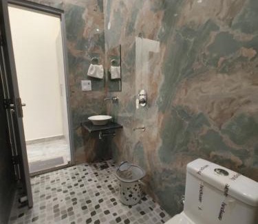Mathura Hotel | Hotel Divaa Inn