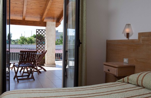 Coreggia Hotel | Hotel Donatello