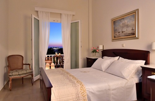Parikia Hotel | HOTEL DOUKISSA