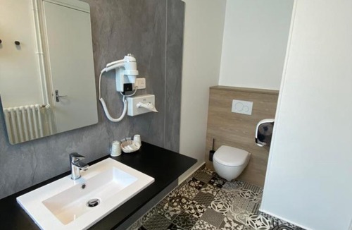 Cherbourg-en-Cotentin Hotel | Hotel du Louvre