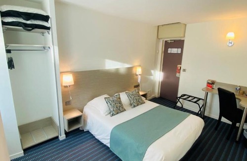 Cherbourg-en-Cotentin Hotel | Hotel du Louvre