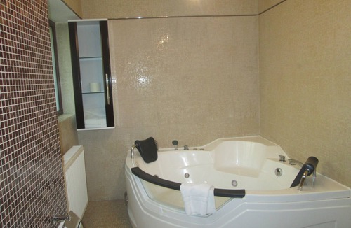 Bacau Hotel | Hotel Dumbrava