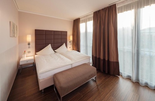 Bietigheim-Bissingen Hotel | Hotel Eberhards am Wasser