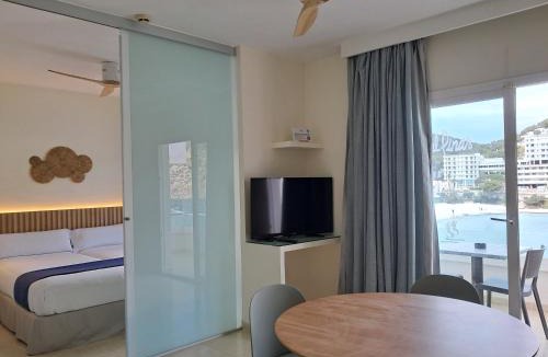 Cala Llonga Apartment | Hotel El Pinar