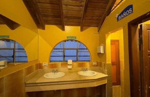 Salinas Hotel | HOTEL EL REFUGIO