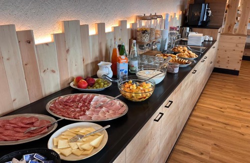 San Martin de Tor Apartment | Hotel Elisabeth Panorama