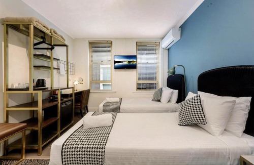 Potts Point Hotel | Hotel Emerald