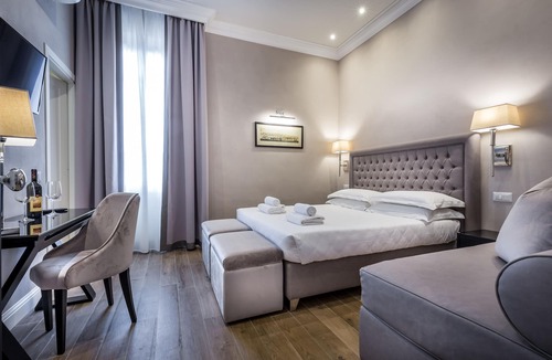 Santissima Annunziata Hotel | Hotel Emma