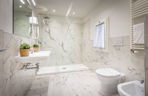 Santissima Annunziata Hotel | Hotel Emma