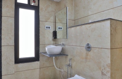 Gandhinagar Hotel | Hotel Empyrean