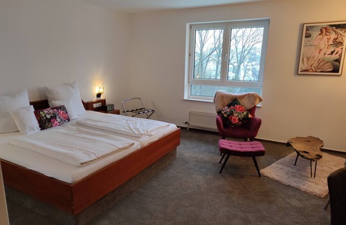 Eppelborn Hotel | Hotel Eppelborner Hof