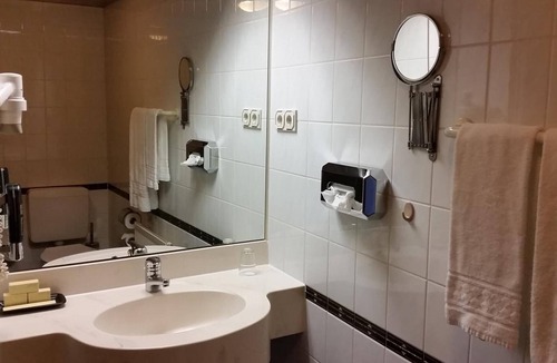 Eppelborn Hotel | Hotel Eppelborner Hof