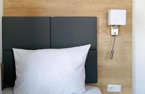 Lollar Hotel | Hotel Esmer