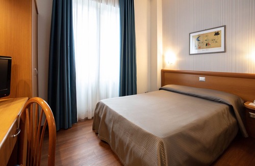Rho Hotel | Hotel Esperia